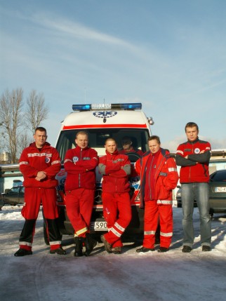 Elbląg, Ratownicy z fundacji.