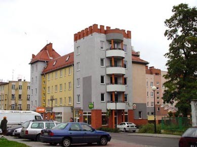 Elbląg, elbląskie budynki mieszkalne przybierają różną formę ... Elbląg, elbląskie budynki mieszkalne przybierają różną formę ...