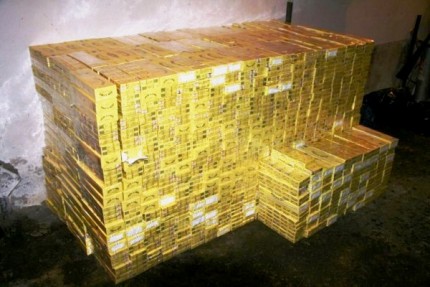 Elbląg, 43-letni mężczyzna przewoził ponad 7 tysięcy paczek "lewych" papierosów Elbląg, 43-letni mężczyzna przewoził ponad 7 tysięcy paczek "lewych" papierosów