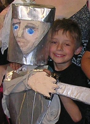 Elbląg, Papierowe lalki ożyły