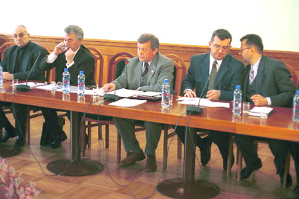 Elbląg, W Elbląskim Forum Społecznym pracowali przez dwa miesiące przedstawiciele władz miejskich, związków zawodowych i organizacji społecznych Elbląg, W Elbląskim Forum Społecznym pracowali przez dwa miesiące przedstawiciele władz miejskich, związków zawodowych i organizacji społecznych