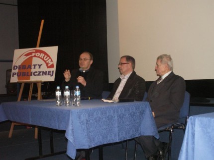 Elbląg, Goście FDP: (od lewej) ks. dr Andrzej Kilanowski, Jakub Szadaj, Marian Dmowski