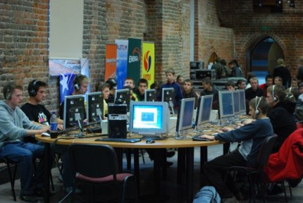 Elbląg, Zdjęcie zrobione podczas imprezy "Wiedza - Wirtualny wszechświat: elbląski tydzień z informatyką". Elbląg, Zdjęcie zrobione podczas imprezy "Wiedza - Wirtualny wszechświat: elbląski tydzień z informatyką".