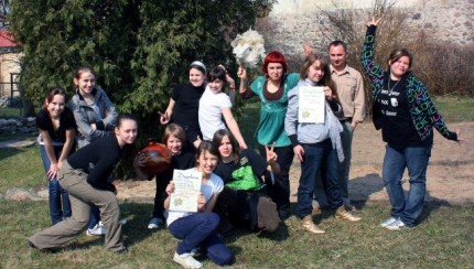 Elbląg, Na zdjęciu grupa „Skrupcie się”