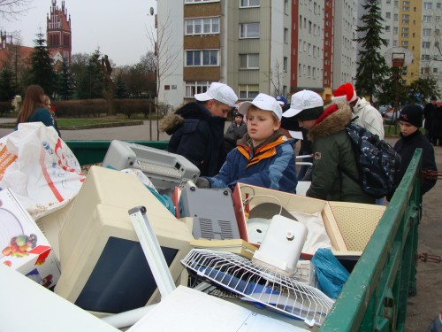 Elbląg, Zebraliśmy 960 kg elektrośmieci Elbląg, Zebraliśmy 960 kg elektrośmieci