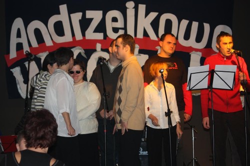 Elbląg, Zespół Bomba koncertuje