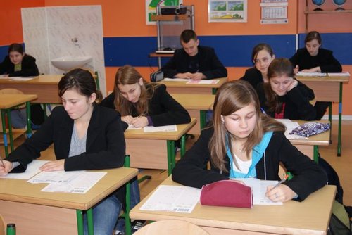 Elbląg, Do konkursu przeprowadzonym w Gminnym Gimnazjum w Gronowie Górnym przystąpiło łącznie 41 uczniów klas I - III gimnazjum Elbląg, Do konkursu przeprowadzonym w Gminnym Gimnazjum w Gronowie Górnym przystąpiło łącznie 41 uczniów klas I - III gimnazjum