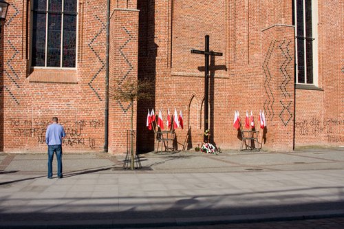 Elbląg, Nie to miejsce, nie ta forma