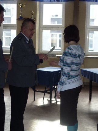 Elbląg, Uczestniczki kursu samoobrony odebrały wczoraj (21 kwietnia) pamiątkowe dyplomy Elbląg, Uczestniczki kursu samoobrony odebrały wczoraj (21 kwietnia) pamiątkowe dyplomy