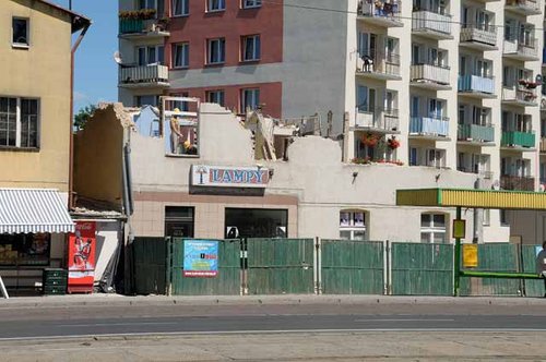 Elbląg, Znikają kolejne budynki