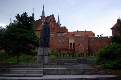 Elbląg, Kolejny koncert we Fromborku