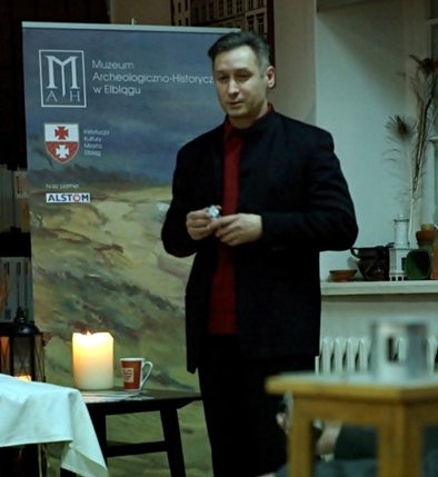 Elbląg, Tomasz Gliniecki od blisko 20 lat prowadzi dziennikarskie śledztwo w związku ze sprawą elbląską