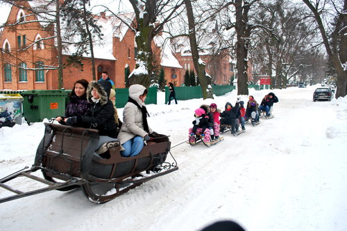 Elbląg, Uśmiechnięty kulig w Kadynach