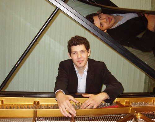 Elbląg, Fares Marek Basmadji podczas wtorkowego koncertu zagra między Sonatę b-moll op. 35, Nokturn Es-dur op. 55, Mazurki op. 17 i Fantazję f-moll.