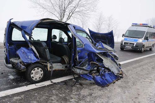 Elbląg, Wypadek w Kazimierzowie - dwie osoby ranne