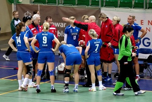 Elbląg, Szczypiornistki Startu straciły prowadzenie w końcowce meczu grając w osłabieniu. Elbląg, Szczypiornistki Startu straciły prowadzenie w końcowce meczu grając w osłabieniu.