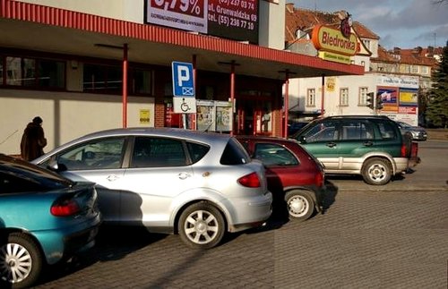 Elbląg, Dla kogo są te miejsca parkingowe?