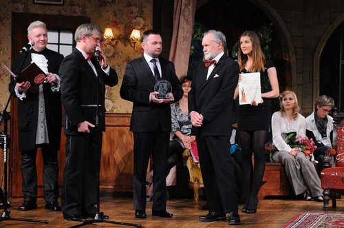 Elbląg, Podczas dzisiejszej gali w teatrze wręczone zostały Aleksandry. Kryształową statuetkę odebrał Ryszard Tomczyk