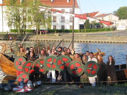 Elbląg, Elbląg opanują Wikingowie
