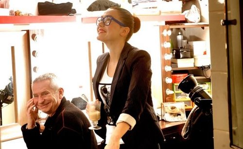 (mat. prasowe) (mat. prasowe)