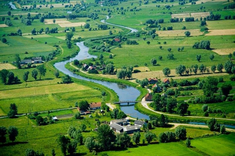 Elbląg, Kraina Kanału Elbląskiego (źródło: http://www.krainakanaluelblaskiego.com)