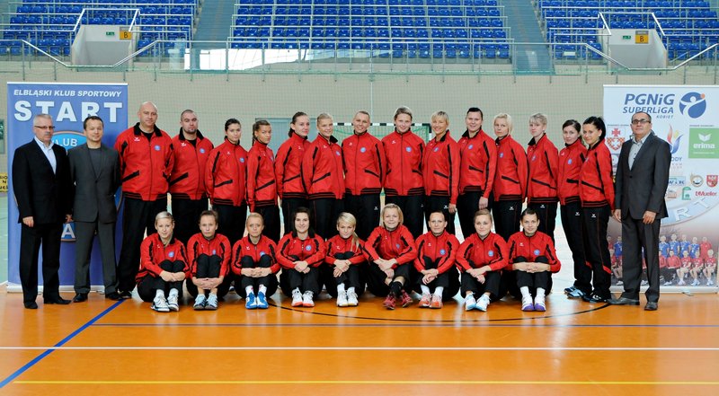 Start potrzybuje dopingu fanów. Szalik otrzyma każdy kibic, który wykupi karnet na rundę jesienną.