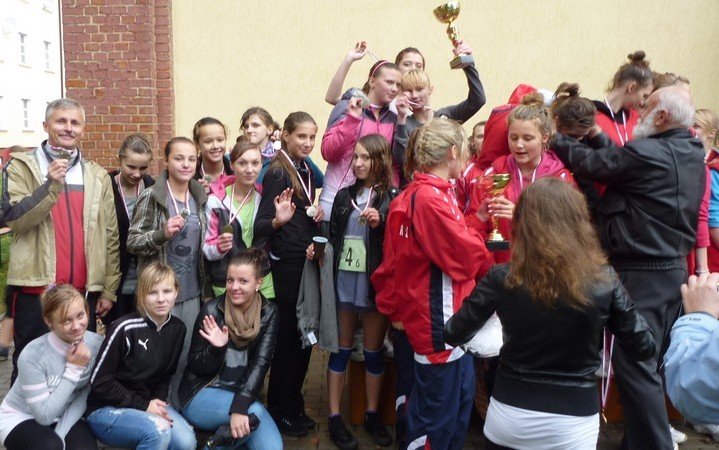 Elbląg, Lekkoatletyczny sukces gimnazjalistek