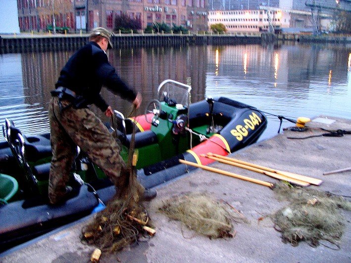 Elbląg, Kłusują na Zalewie Wiślanym