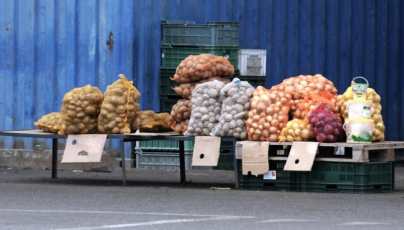 Elbląg, Grzywny dla handlujących na chodnikach