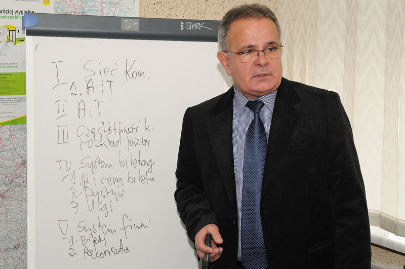 Elbląg, Średni wiek: 10 lat