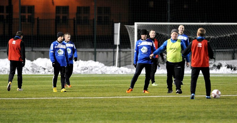 Elbląg, Olimpia przegrała sparing z Jeziorakiem Iława 2:4 Elbląg, Olimpia przegrała sparing z Jeziorakiem Iława 2:4