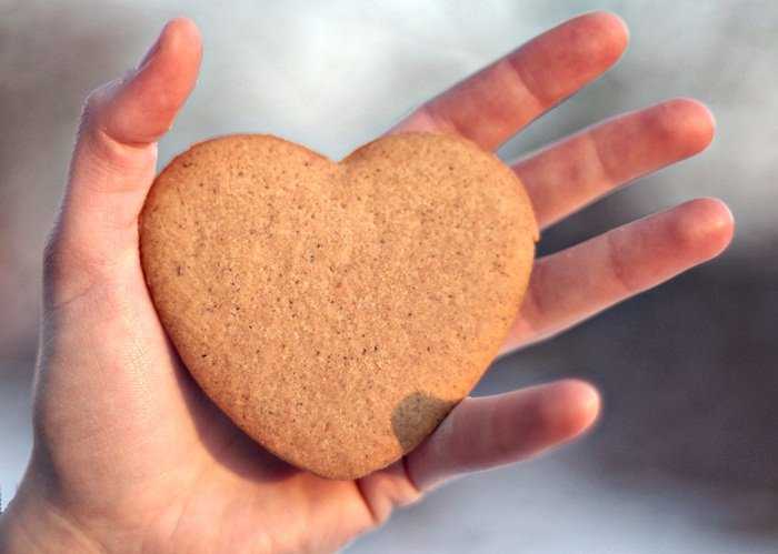 Elbląg, O miłości bez złości