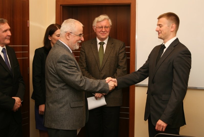Elbląg, Karol Adamski "bronił się" jako pierwszy