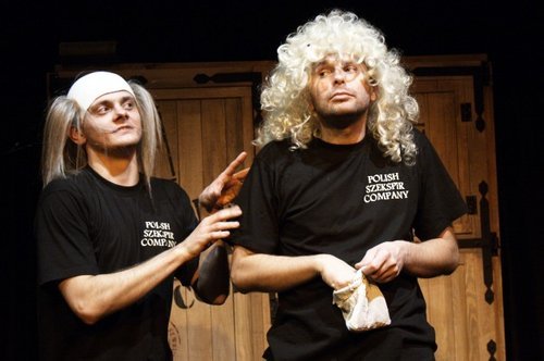 Elbląg, scena ze spektaklu: Leszek Andrzej Czerwiński i Marcin Tomasik