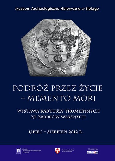Elbląg, „Podróż przez życie – Memento mori” to wystawa kartuszy, specyficznych zdobień trumien Elbląg, „Podróż przez życie – Memento mori” to wystawa kartuszy, specyficznych zdobień trumien