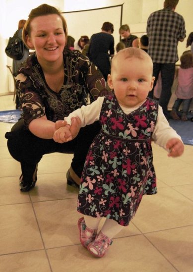 Elbląg, Beata Wachniewska-Mazurek z córką Basią podczas jednego ze spotkań ECD