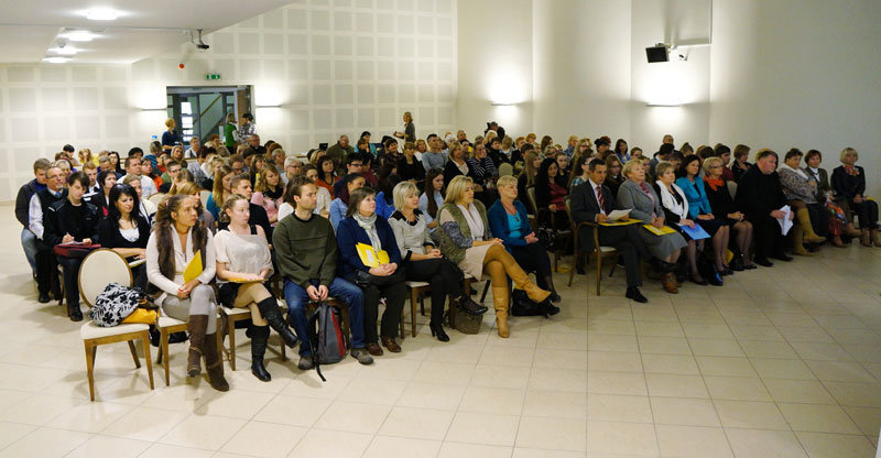 Elbląg, Podczas konferencji na sali nie zabrakło psychologów, psychiatrów, nauczycieli, a także osób, które w życiu rodzinnym stykają się z chorobami psychicznym