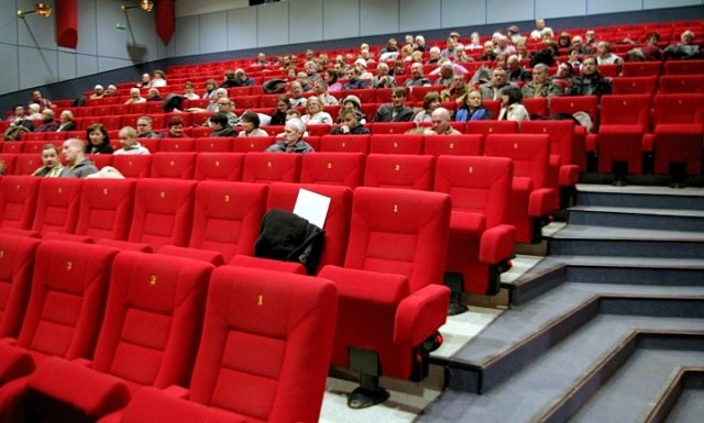 Elbląg, Powrót Elbląga na duży ekran