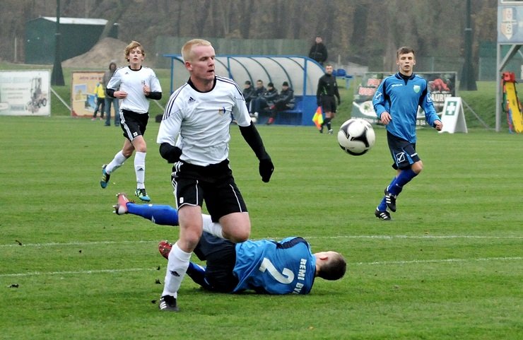 Elbląg, Kamil Graczyk zdobył dwa gole i Olimpia 2004 wysoko pokonała Granicę Kętrzyn Elbląg, Kamil Graczyk zdobył dwa gole i Olimpia 2004 wysoko pokonała Granicę Kętrzyn