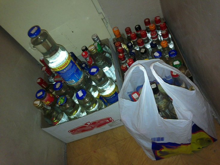 Elbląg, Policjanci zabezpieczyli 24 litry rozrobionego z wodą spirytusu