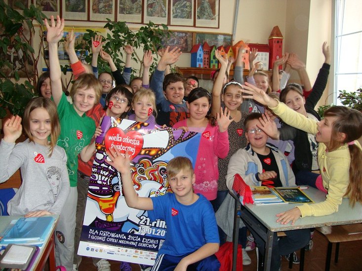 Elbląg, „Czwórka” dla dzieci i seniorów