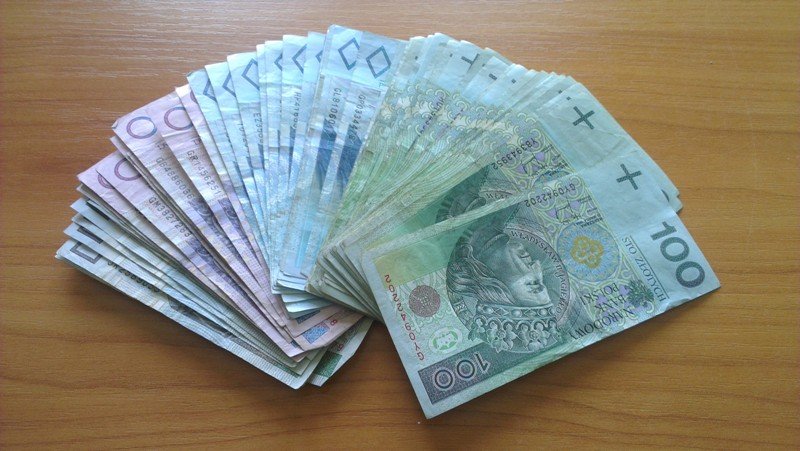 Elbląg, 20-latek wraz z kolegą ukradli ze sklepu blisko 8 tys. zł