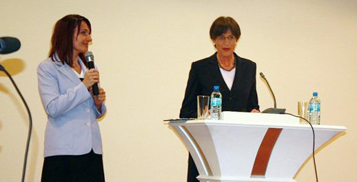 Elbląg, - W przeseksualizowanym społeczeństwie rozpadają się rodziny - mówiła Gabriele Kuby podczas wczorajszej konferencji w WSD w Elblągu