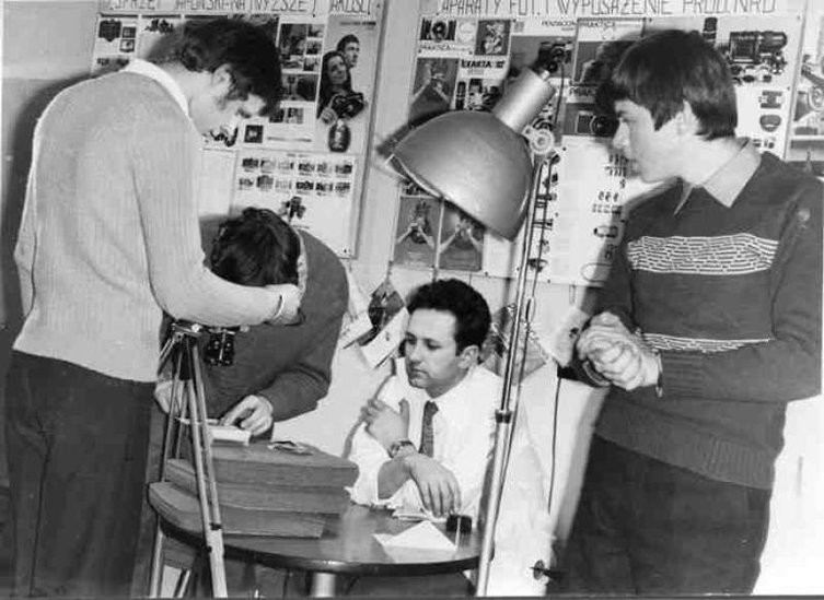 Elbląg, Na przełomie lat 60. i 70. należał do grupy fotograficznej 1+7, w latach 70. był instruktorem fotografii w ośrodku kultury - dziś: Centrum Spotkań Europejskich Światowid, przez 20 lat prowadził koło fotograficzne w IV LO