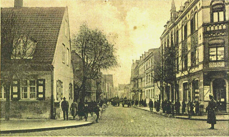 Elbląg, ul. Robotnicza, d. Bożego Ciała (niem. Leichnahmstrasse) Elbląg, ul. Robotnicza, d. Bożego Ciała (niem. Leichnahmstrasse)