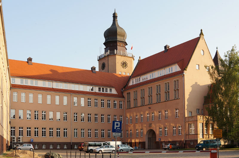 Elbląg, Do końca tygodnia mamy poznać nazwiska osób odpowiedzialnych za politykę informacyjną Urzędu Miejskiego i prezydenta