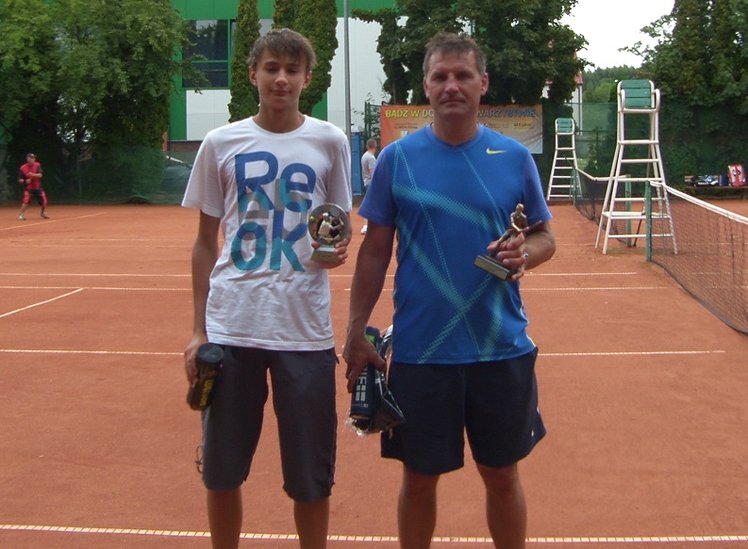 Finaliści 3. turnieju w grze pojedynczej Przemysław Kwiatkowski, Dariusz Gajewski, Finaliści 3. turnieju w grze pojedynczej Przemysław Kwiatkowski, Dariusz Gajewski,