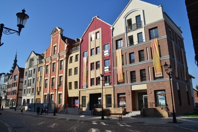 Wypróbuj Kamienice przy bramie