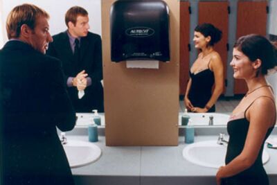 Elbląg, Kocha, nie kocha