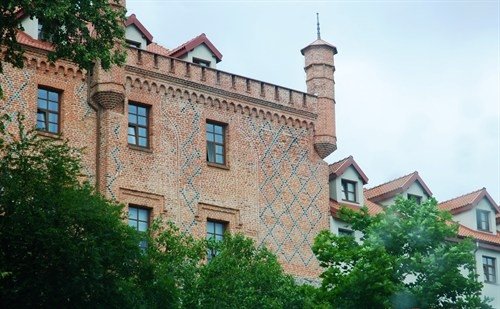 Zostań w domu i przyjdź na wernisaż